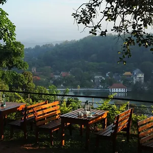 Отель Hotel See Kandy